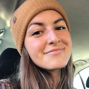 Meet your Posher, Celina